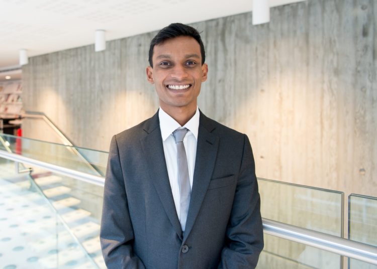 Senior structural engineer, Nipun Wijegunasekera